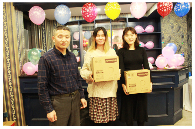 二等獎(jiǎng)獲得者合影-上海川奇